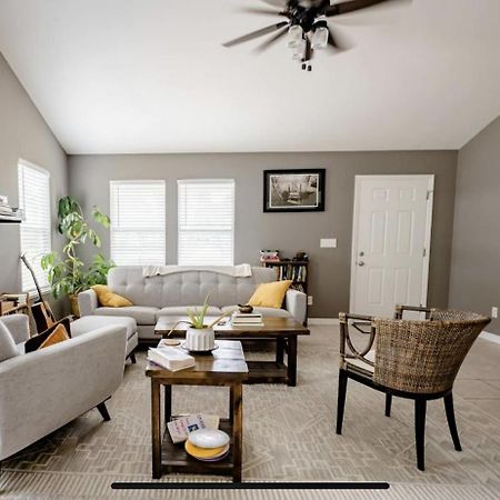 Family Friendly Home In Walking District, 5 Minutes From Beach Gulf Shores Zewnętrze zdjęcie